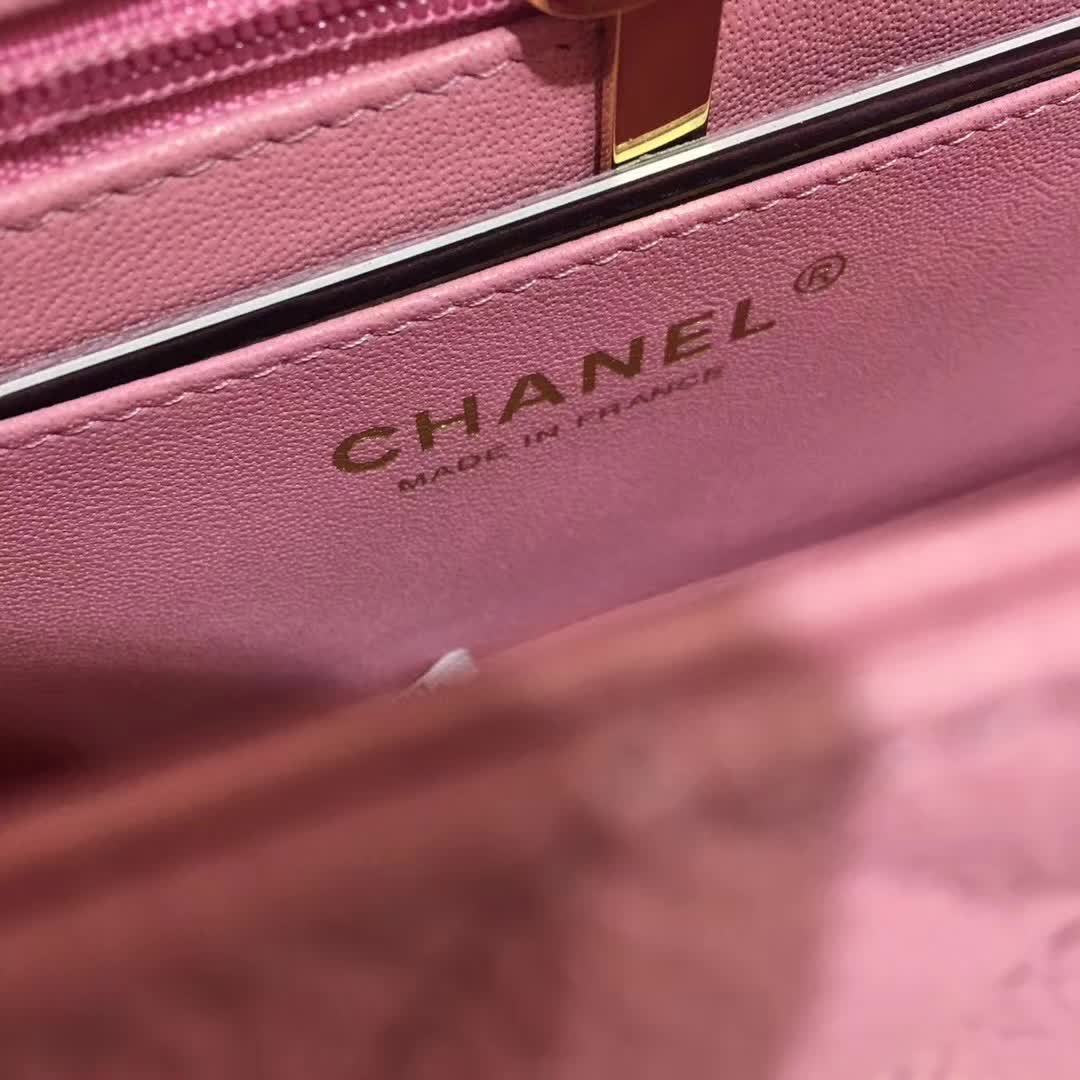 Chanel 香奈儿 Classic Flap 鱼子酱 桃粉色 20cm 金色五金