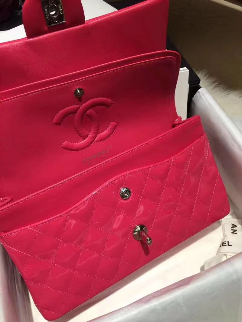 Chanel 香奈儿 Classic Flap Bag  进口漆皮 25cm 感受细节 感受工艺 玫红色 银扣