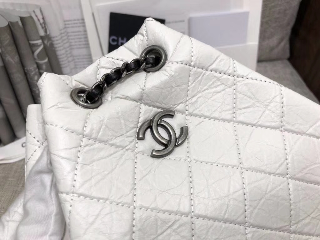 Chanel 香奈儿 2018 新款 流浪背包 菱格款 进口羊皮