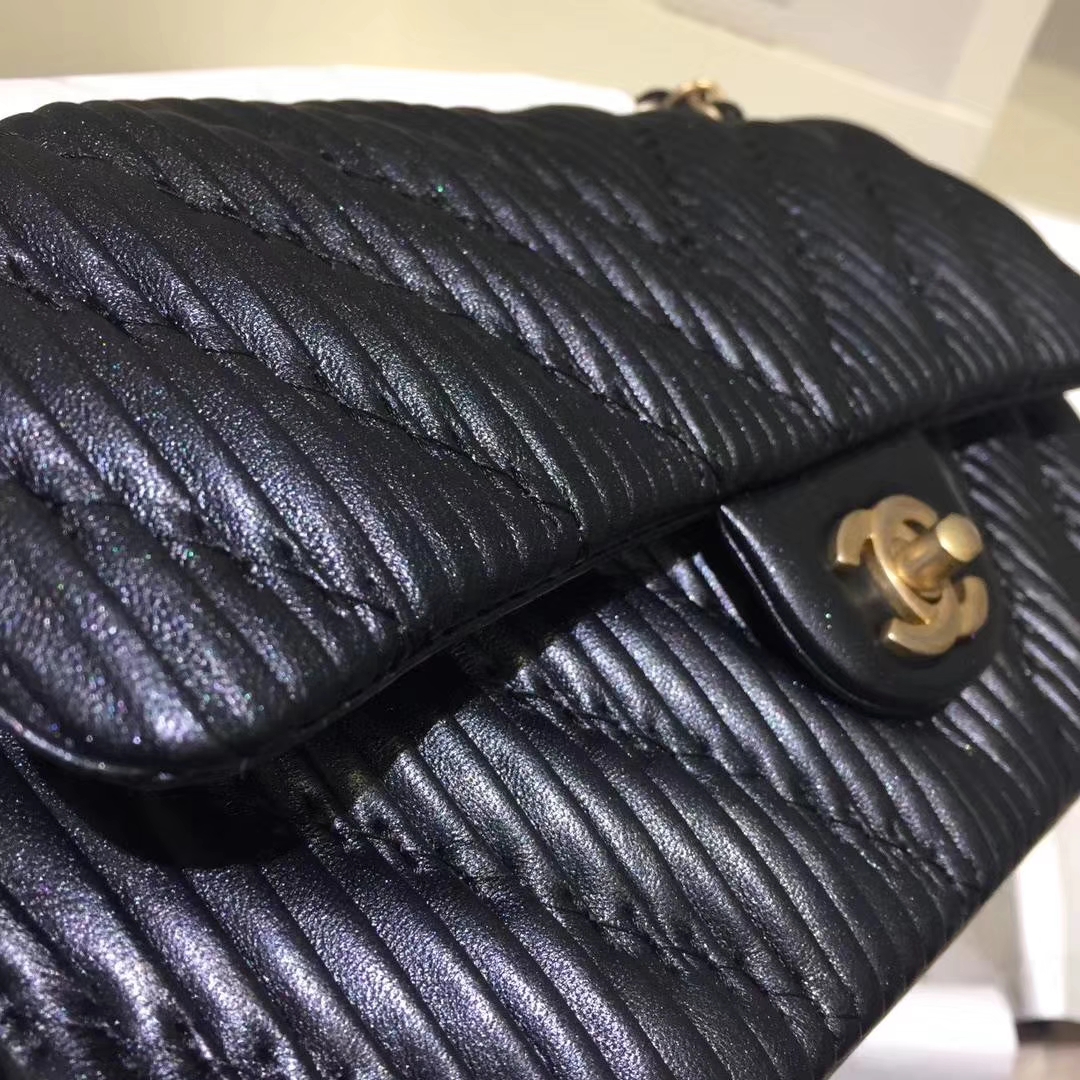 Chanel 香奈儿 希腊褶皱款 25cm 星空黑 磨沙金的质感 Chanel Classic Flap