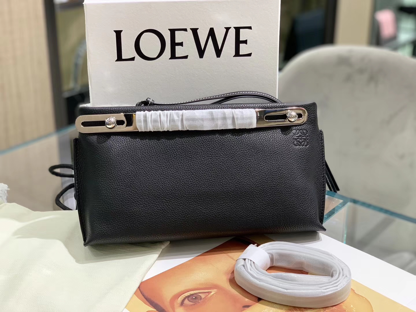 Loewe 罗意威 新款手柄 黑色 官网同步 原厂皮料五金制定