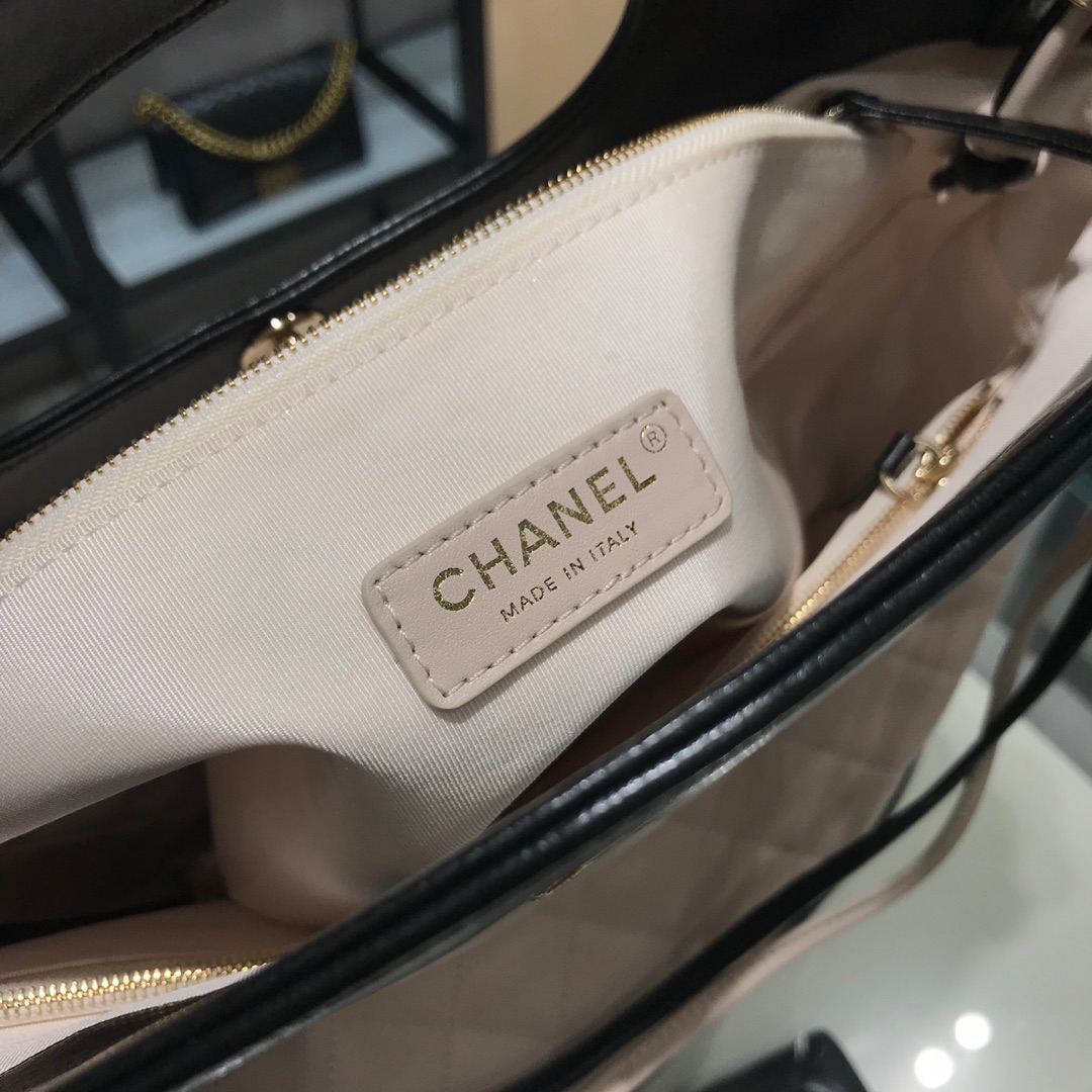 Chanel 香奈儿3 1手提袋 顶级代购版本 原厂小羊皮 杏色配黑色