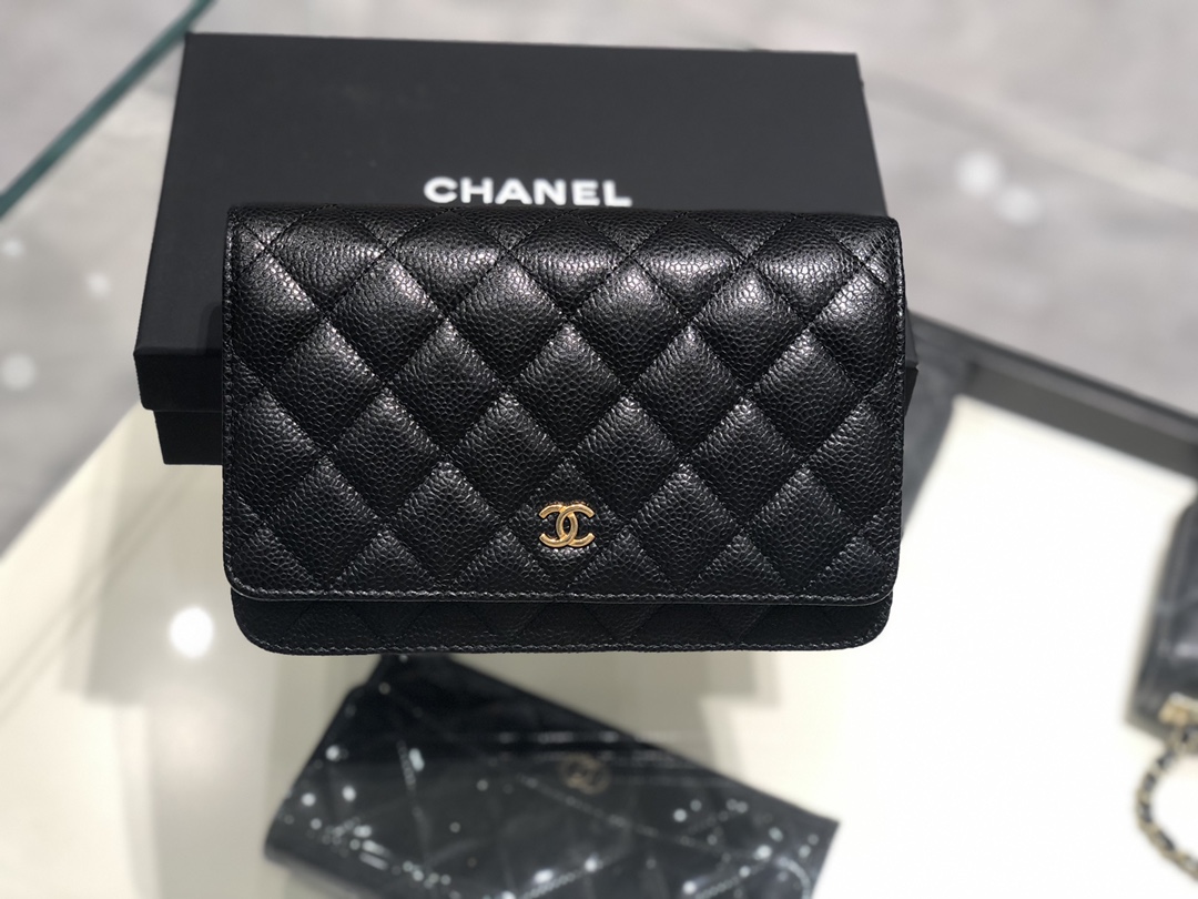 Chanel中国官网《Woc 发财包》代购版本19cm～原厂进口皮～鱼子酱～黑色