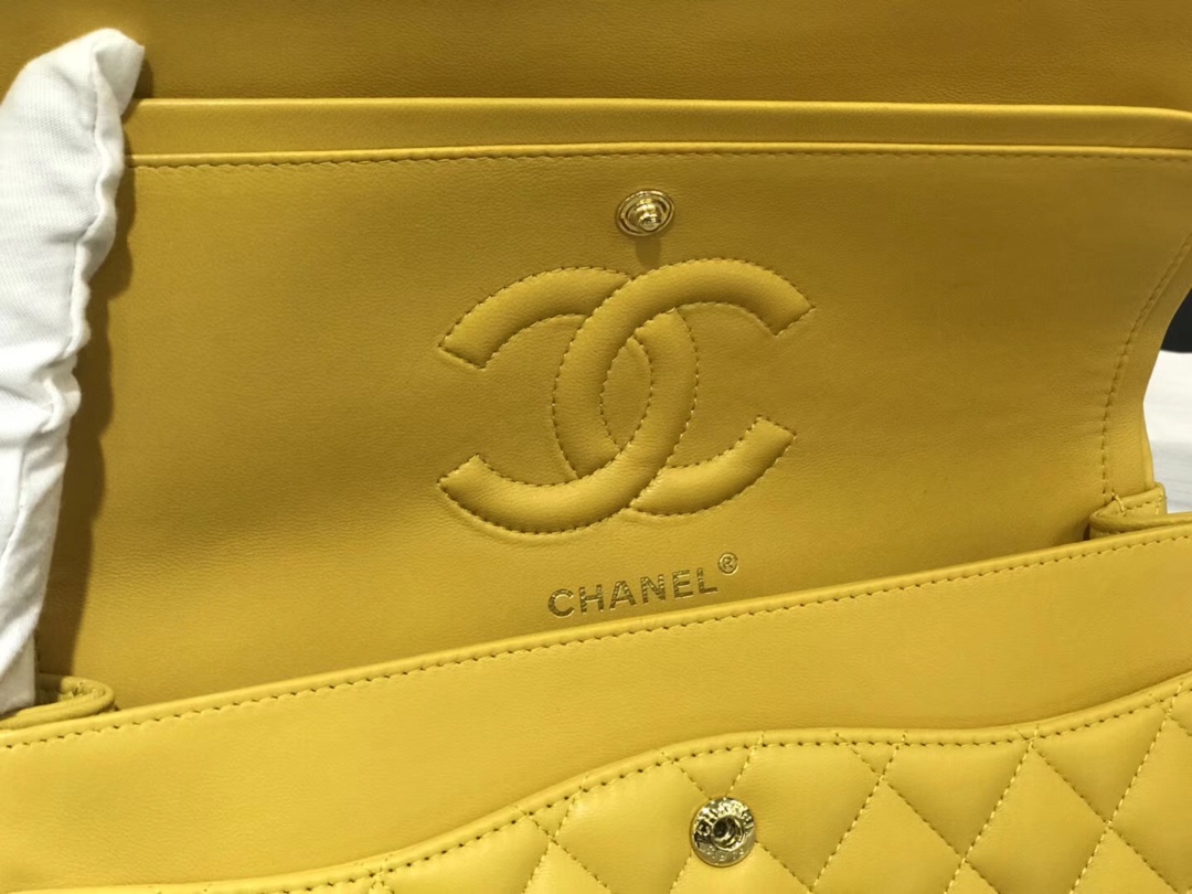 香奈儿中国官网 【真品级】《Chanel》CF中号～代购版本25Cm～原厂小羊皮～芒果黄～金扣～