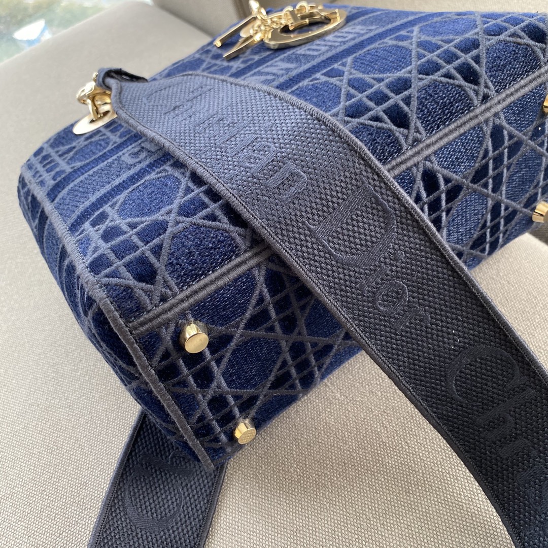 Dior 迪奥 五格 D-LITE 手袋 ~丝绒蓝戴妃包~ 重释经典个性魅力