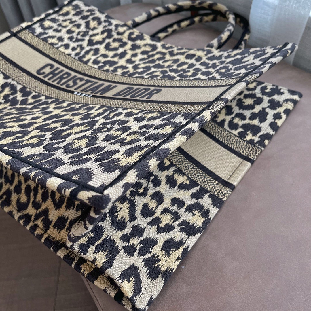 Dior 迪奥 购物袋 豹纹 大号41.5cm 狂野性感的气息！
