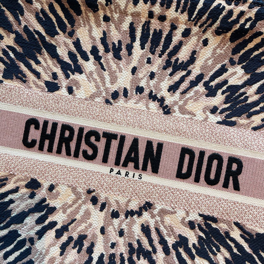 Dior 迪奥 购物袋 BOOK TOTE 万花筒 造型独特 艺术复古