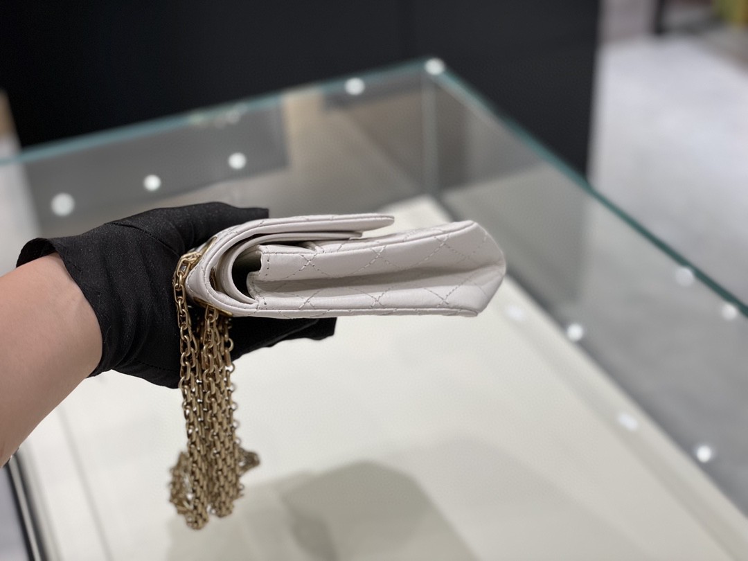 Chanel 2.55  顶级代购版本 24cm 意大利原厂树纹牛皮 现货