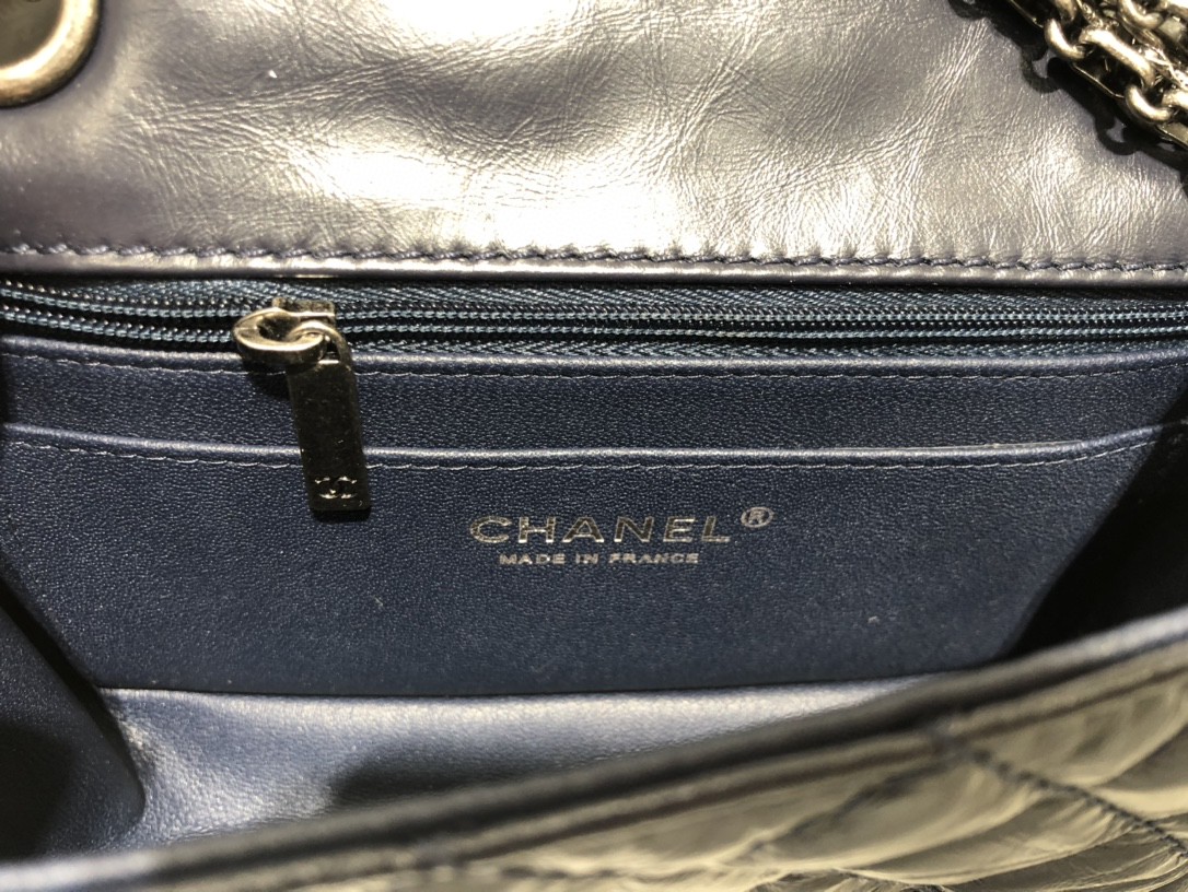 Chanel 2.55 ～《真品级》 20cm～意大利原厂树纹牛皮～宝蓝～古银扣