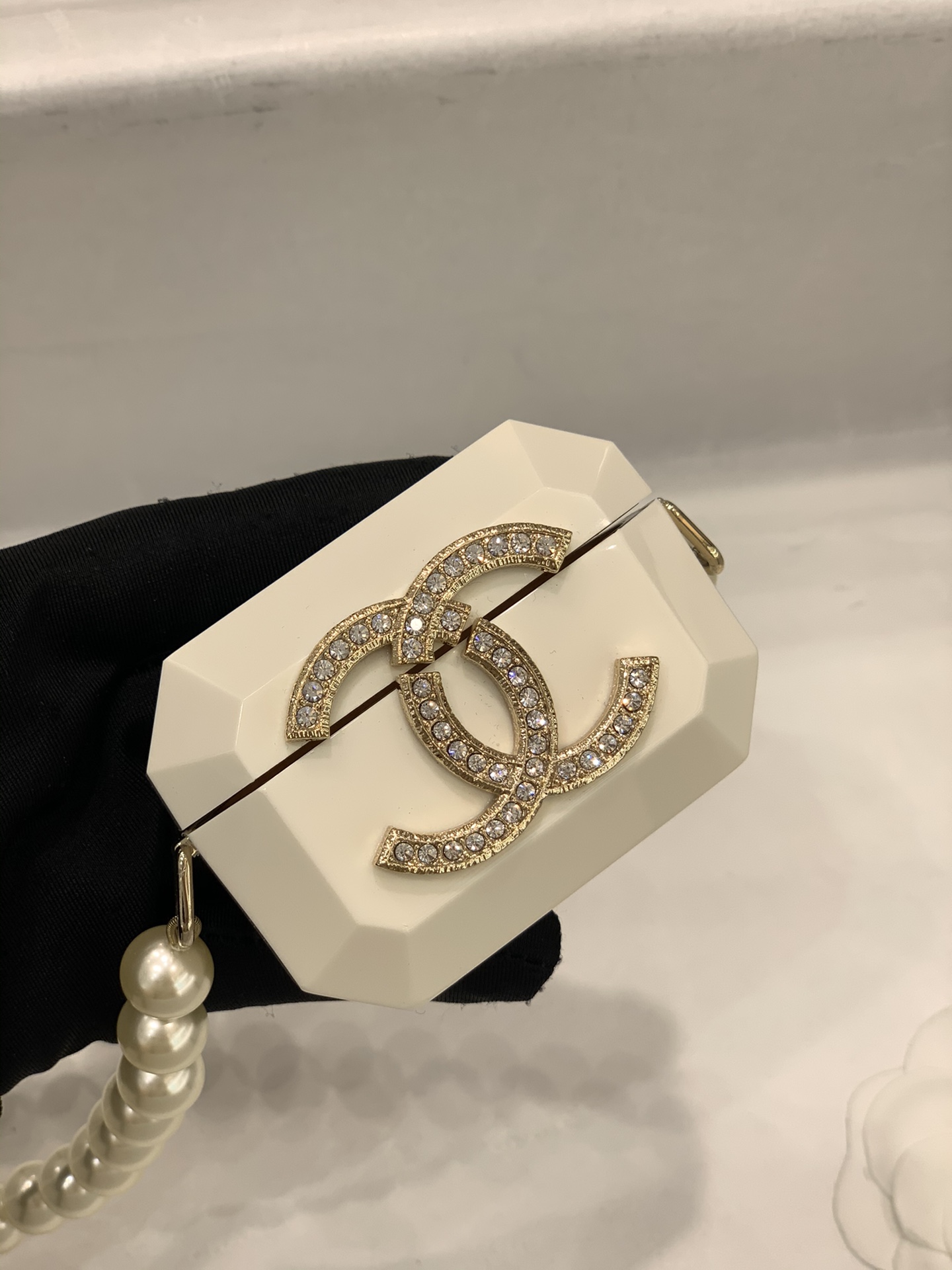 白色耳机包 Chanel  高级手工坊亚克力耳机盒