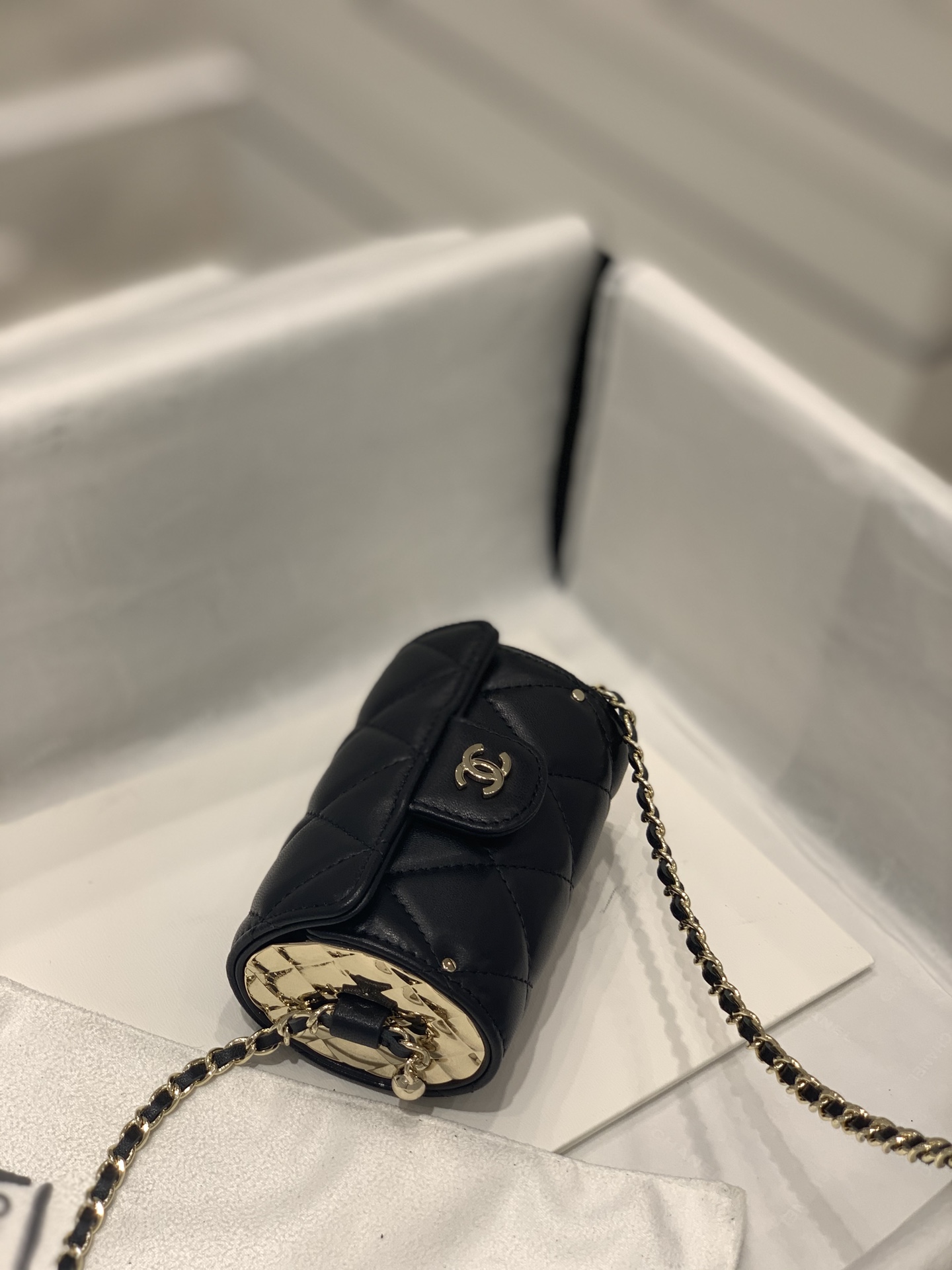 新款出货  Chanel 2021早秋高级手工坊系列口红包小皮具 刘诗诗同款的大号口红包 11.5×6.5×5cm