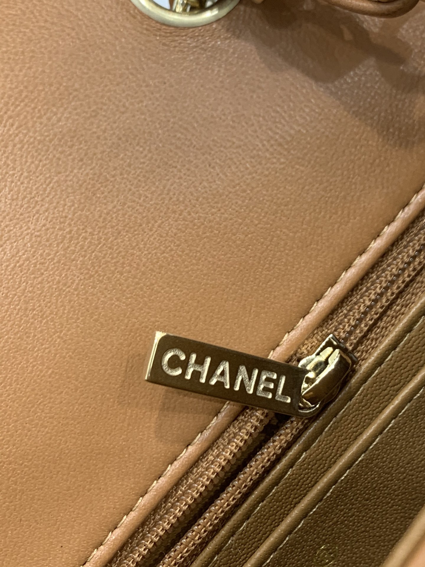 升级芯片版 2021春夏新品 全钢浅金色金属 真品级 Chanel CF mini号 20cm  原厂bodin joyeux 羔羊皮 21年新色焦糖色