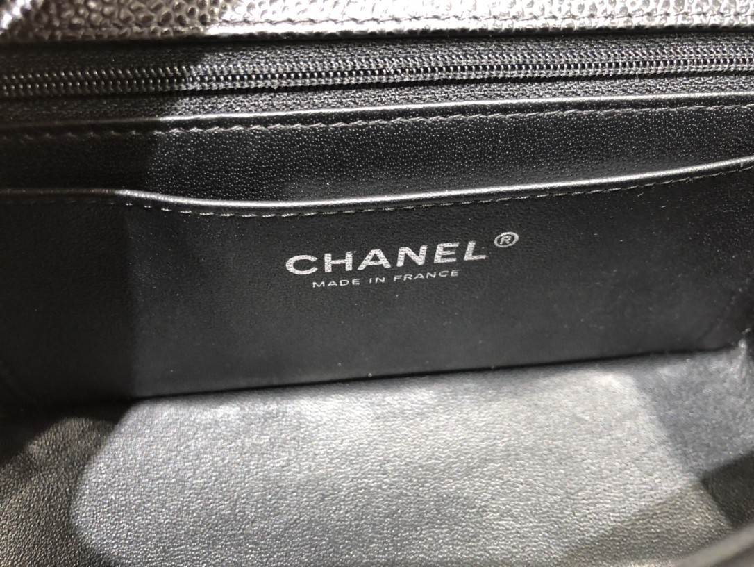 Chanel  CF大mini 鱼子酱球纹经典黑银  进口原厂Haas皮  尺寸20Cm