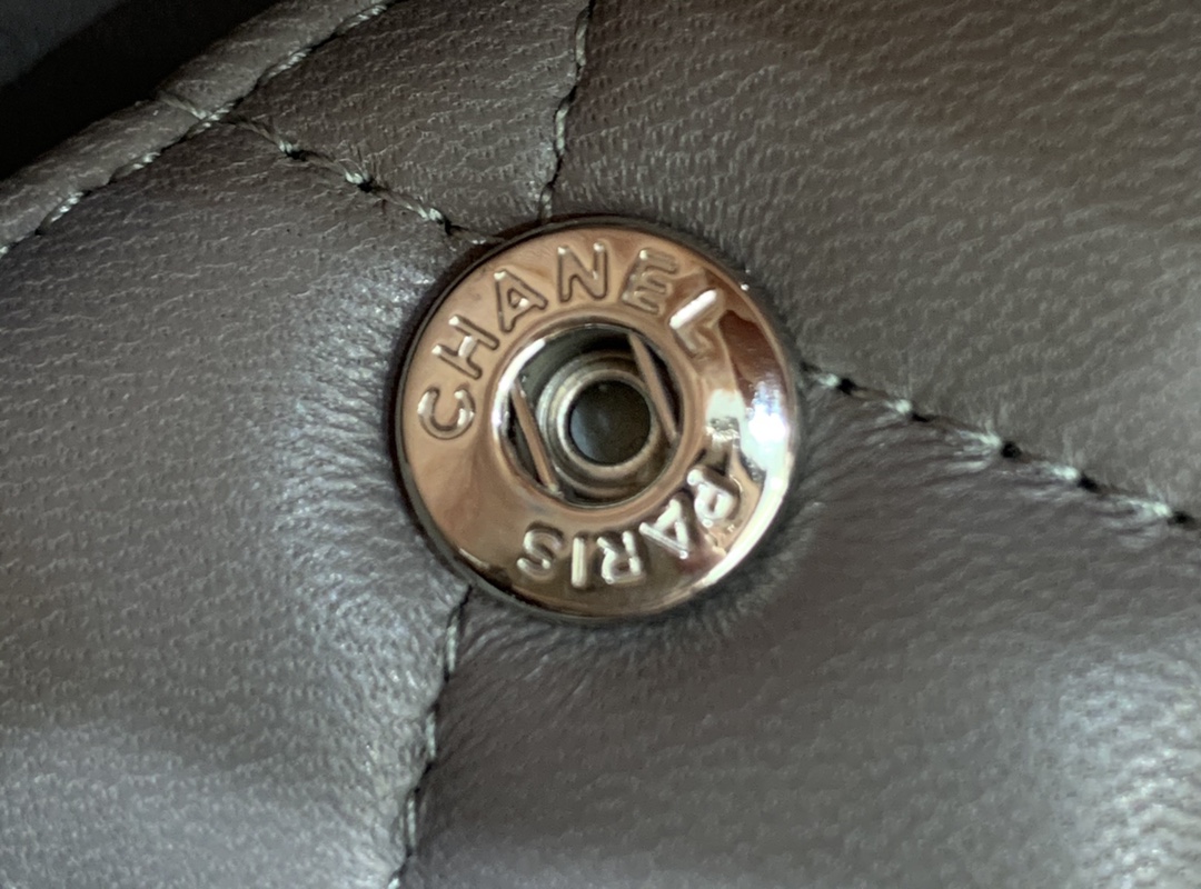 【真品级】Chanel CF 25  原厂bodin joyeux 羔羊皮  经典永远百搭  2022流行色 高级灰 银扣