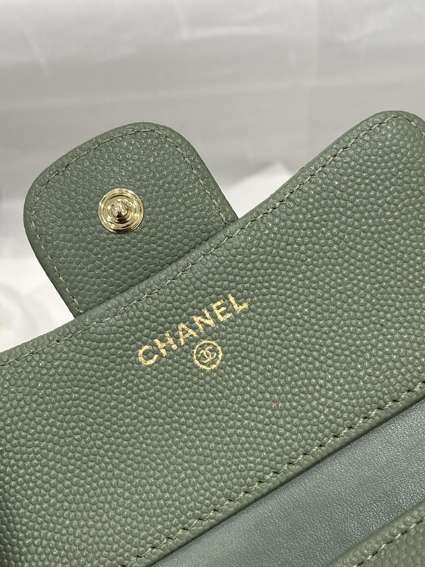 Chanel CF 经典爆款三折钱夹 高品质 经典菱格纹 里外全皮 牛油果色鱼子酱牛皮～金扣 10.5-11.5-3cm