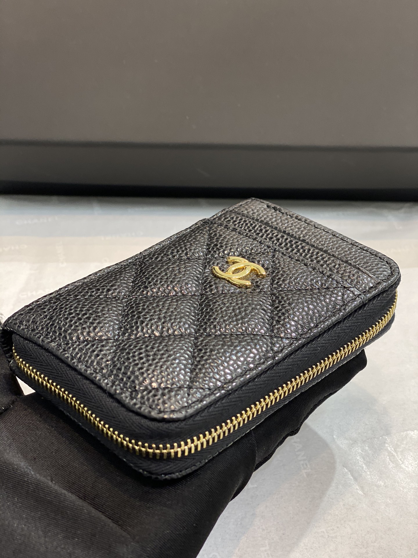 Chanel小零钱包 高品质 经典菱格设计搭配鱼子酱牛皮～金扣 7.5×2×11.cm