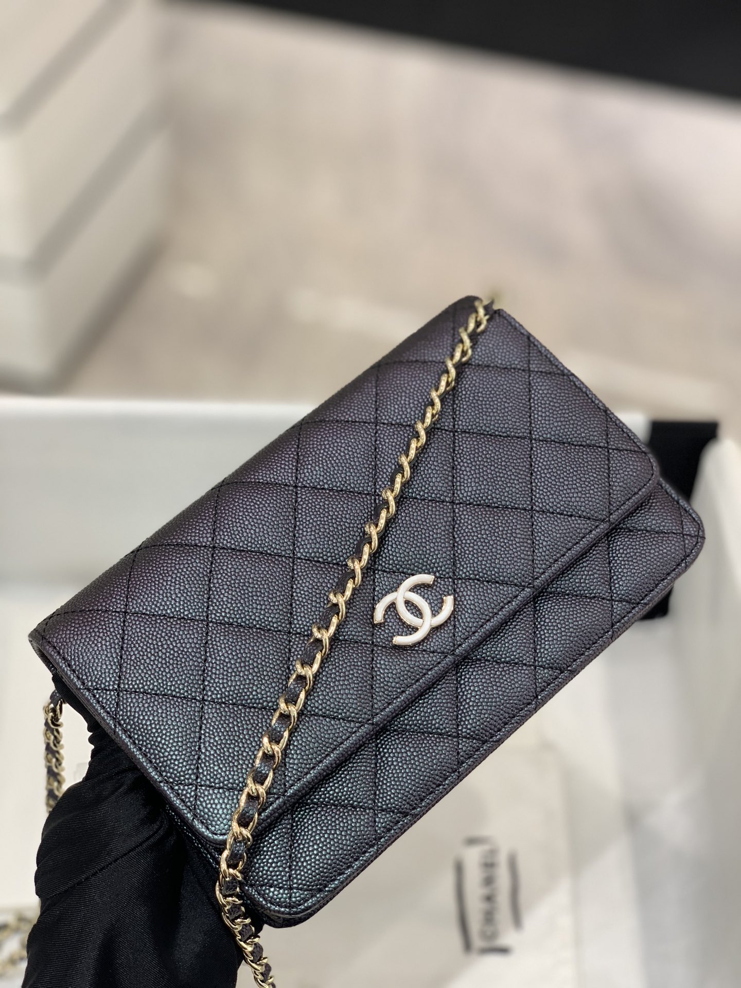 【按扣版】 Chanel Woc 新款变色woc 珠光皮 顶级皮料五金 19.5-13-3.5cm