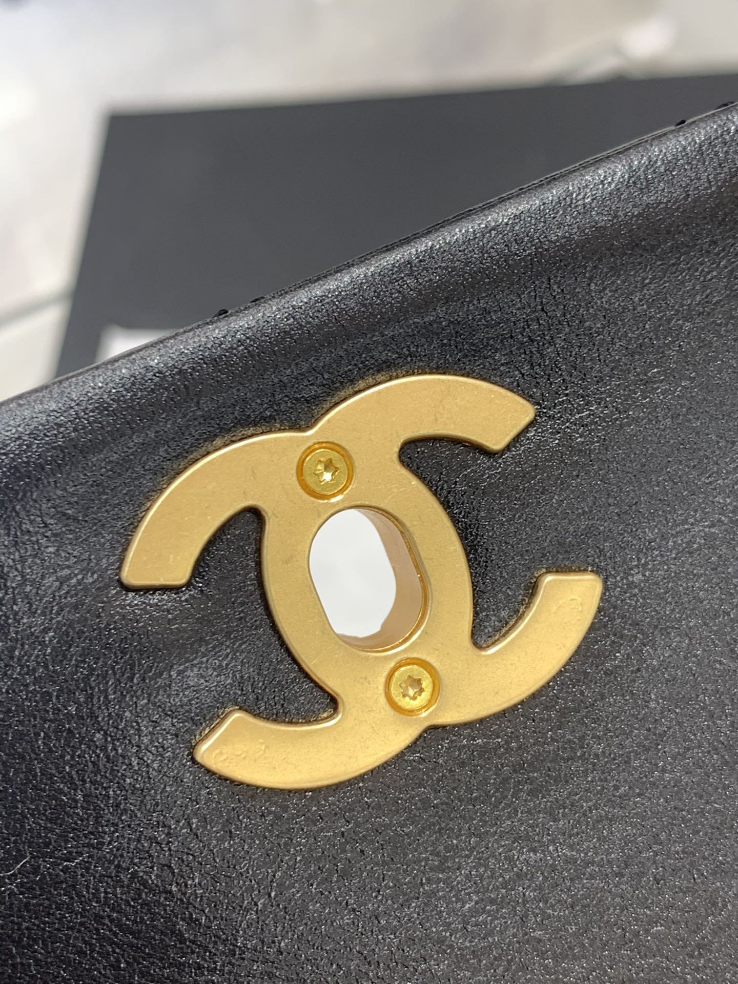 Chanel 2022cc 早春度假系列 全球抢爆走秀款珍珠包 大号 珍珠双C logo 23x7.5x15.5cm