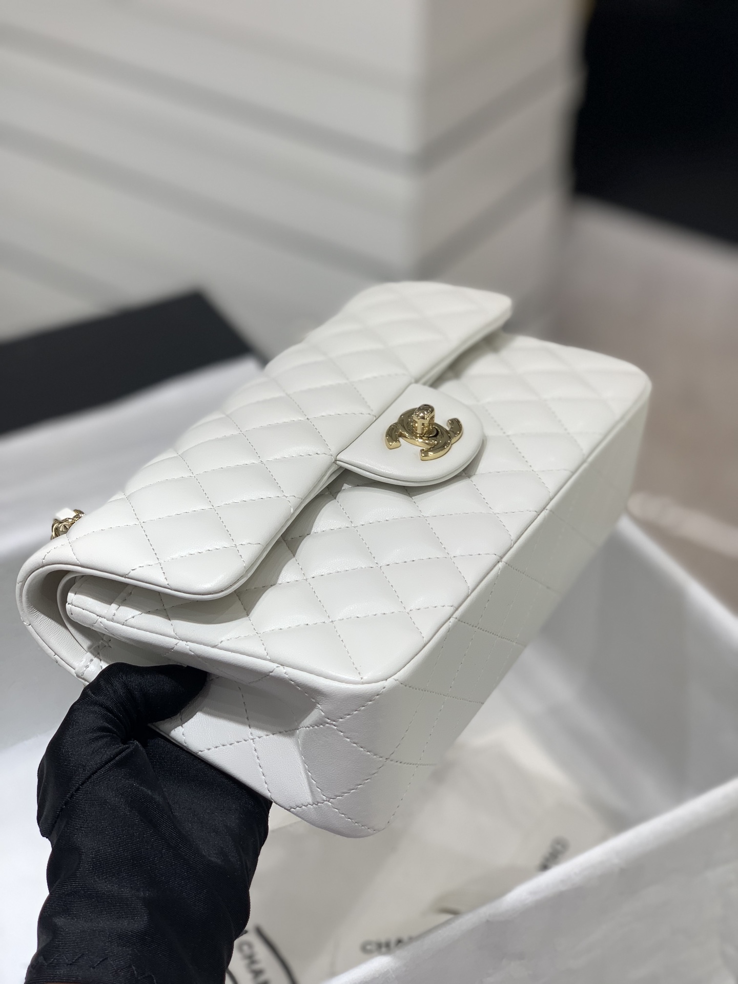 现货  【真品级】Chanel CF 23cm  原厂bodin joyeux 羔羊皮  经典永远百搭 白色～浅金扣～