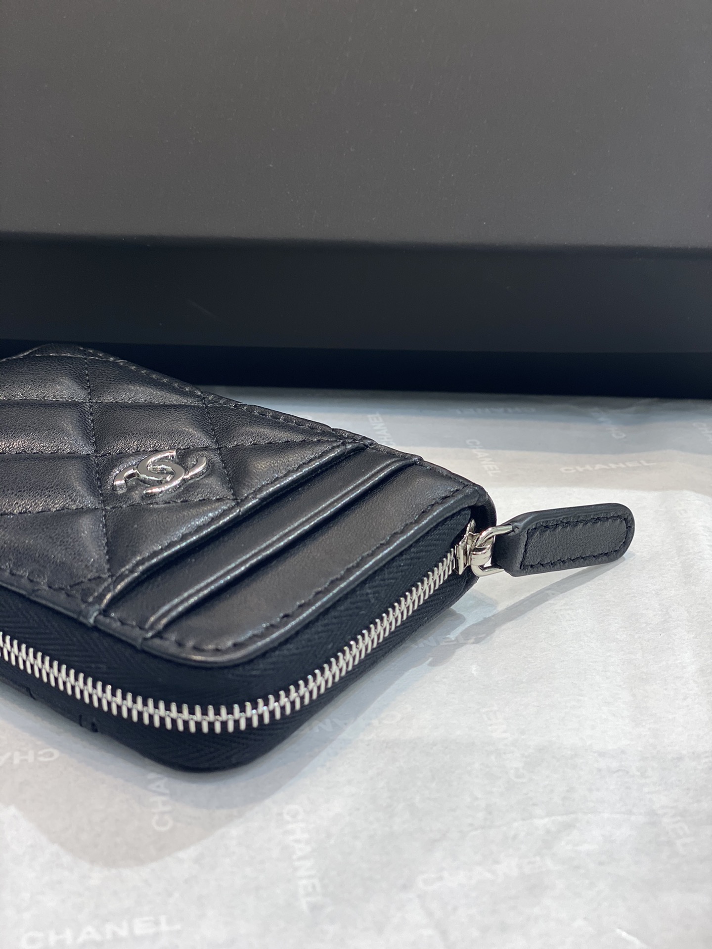 Chanel小零钱包 高品质 7.5×2×11.cm 经典菱格设计搭配小羊皮～银扣