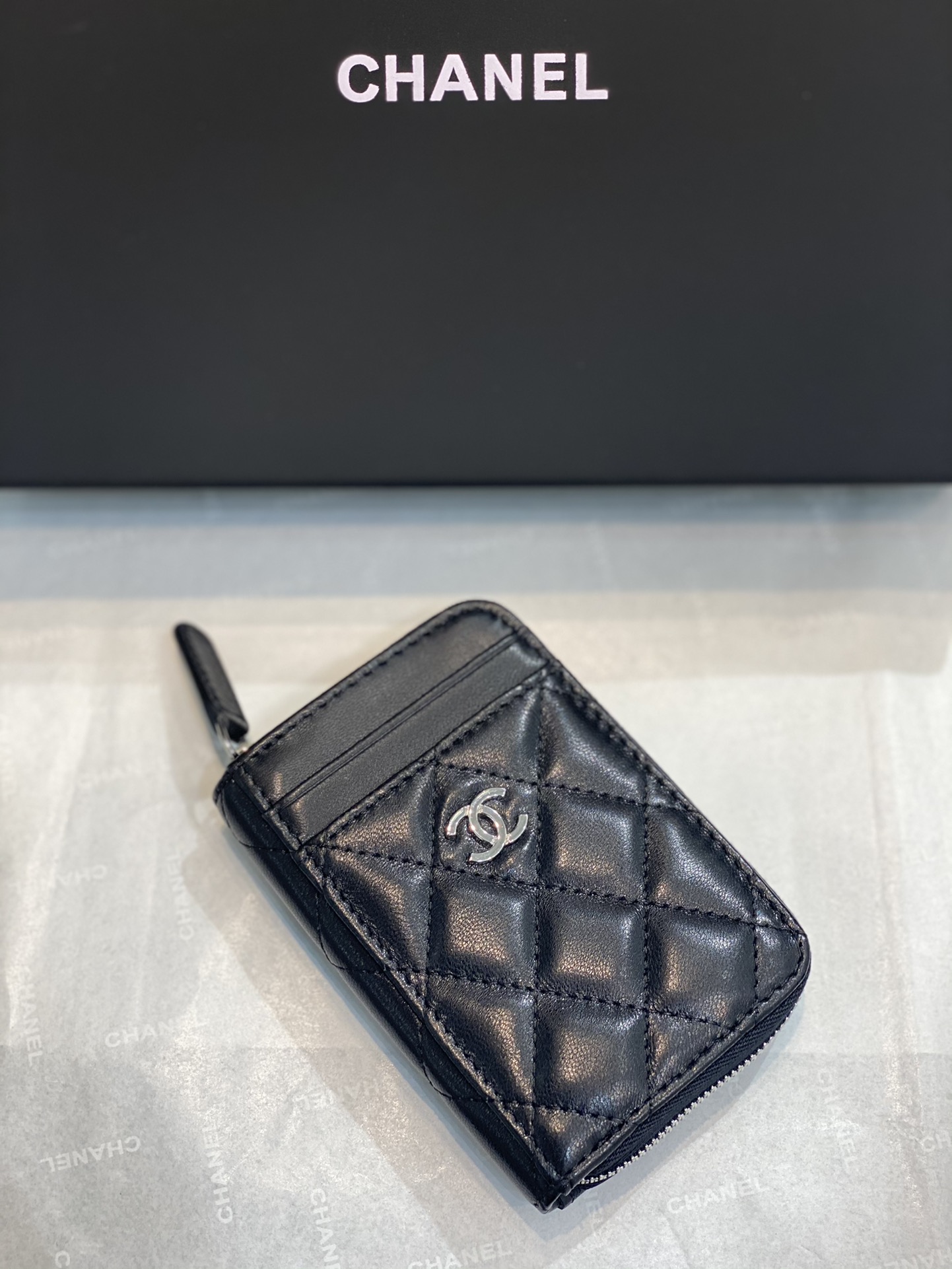 Chanel小零钱包 高品质 7.5×2×11.cm 经典菱格设计搭配小羊皮～银扣