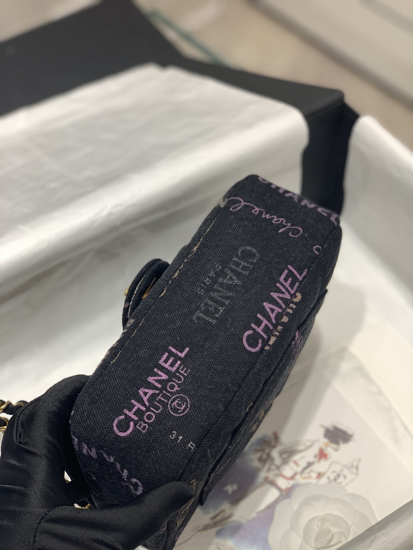 Chanel 22p 涂鸦牛仔cf包 碳灰色 字母涂鸦 小号23×8×14cm