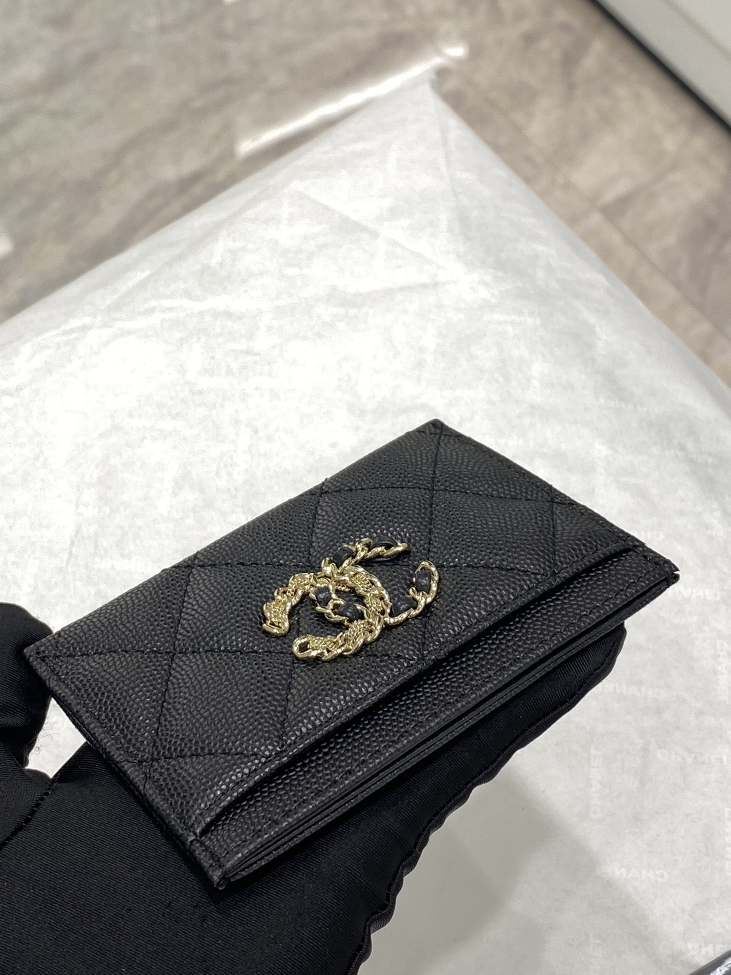 最新超薄卡包 Chanel全新logo设计 小球纹牛皮～细节美到淋漓尽致 11*7.5*1