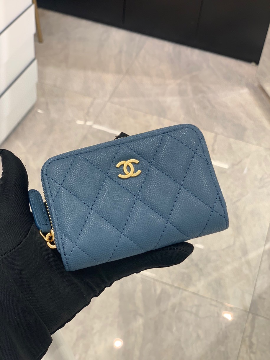 Chanel经典cf系列拉链零钱包  蓝色鱼子酱牛皮配砂金扣 7.5×11×2cm