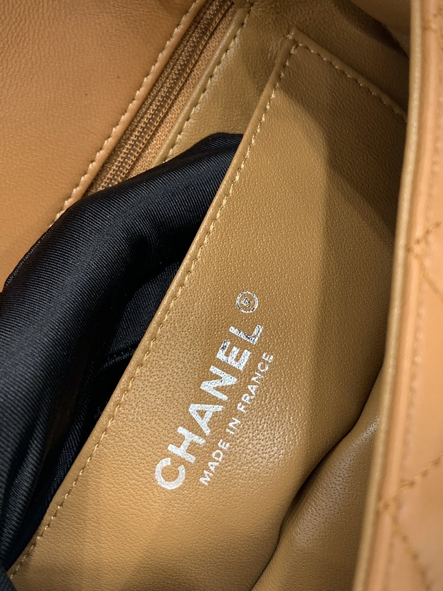 【真品级】Chanel CF 20 原厂羔羊皮 经典永远百搭 现货  新颜色 焦糖色～银扣