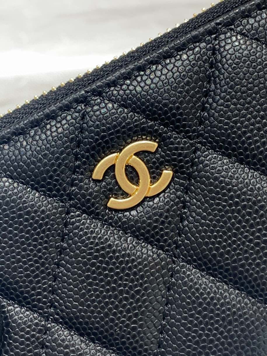 Chanel经典cf系列拉链零钱包 黑色鱼子酱牛皮配砂金扣 7.5×11×2cm