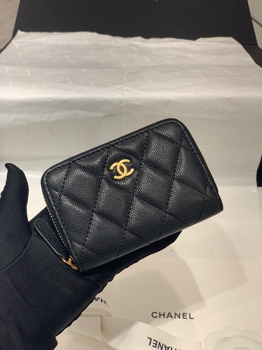 Chanel经典cf系列拉链零钱包 黑色鱼子酱牛皮配砂金扣 7.5×11×2cm