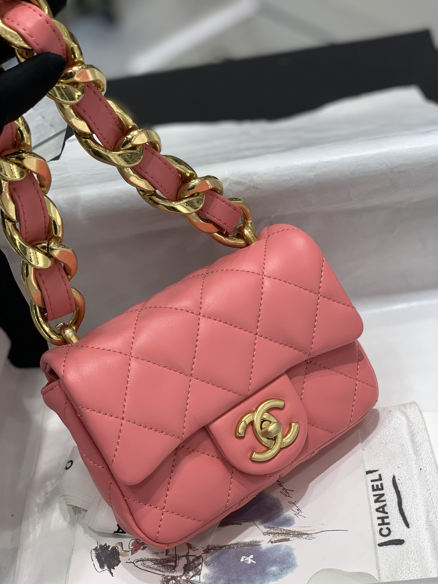 chanel22s粗链条cf腋下包 mini号细节图 小羊皮+复古金yyds mini尺寸 13-17-6cm-广州尚美皮具_原单包包工厂货源 chanel22s粗链条cf腋下包 mini号细节图 小羊皮+复古金yyds mini尺寸 13-17-6cm