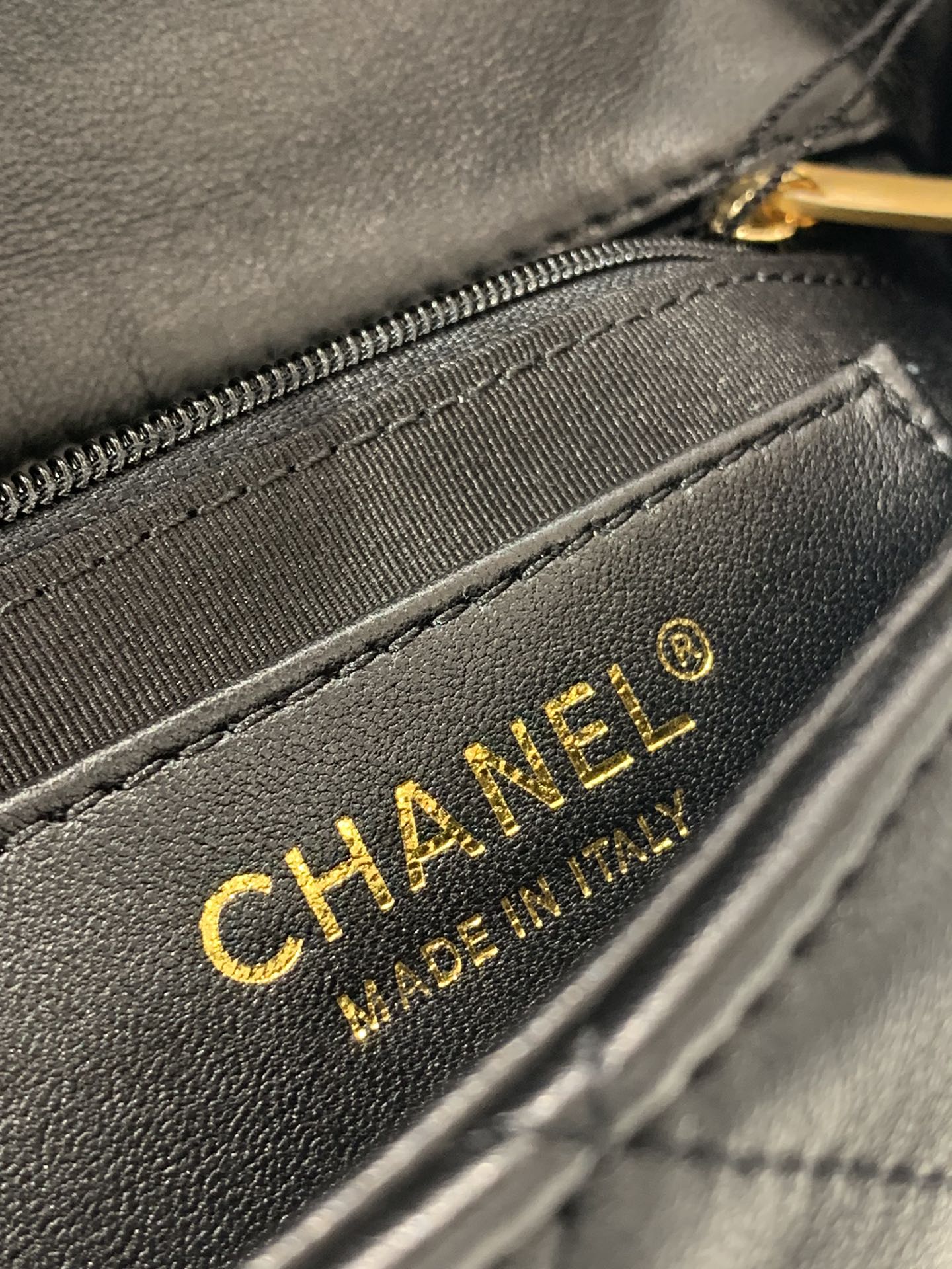 Chanel22s粗链条cf腋下包 小号 小羊皮+复古金yyds mini尺寸 13-17-6cm 小号尺寸17-21-6cm