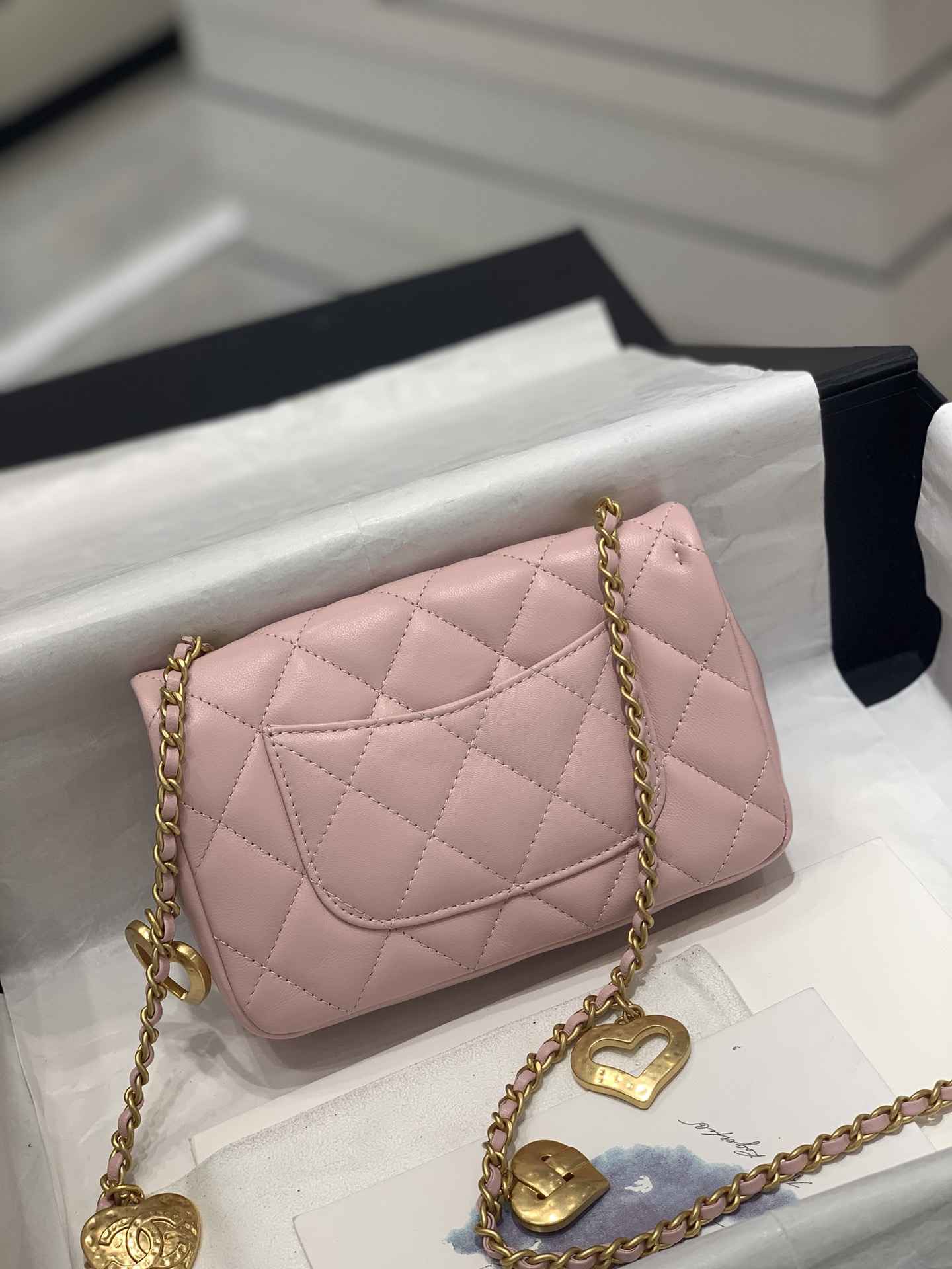 Túi Chanel Mini Flap Bag Pink Sheep Leather A35200Y014805B309 Hệ thống phân phối Air Jordan chính hãng #26 Túi Chanel Mini Flap Bag Pink Sheep Leather A35200Y014805B309 Hệ thống phân phối Air Jordan chính hãng