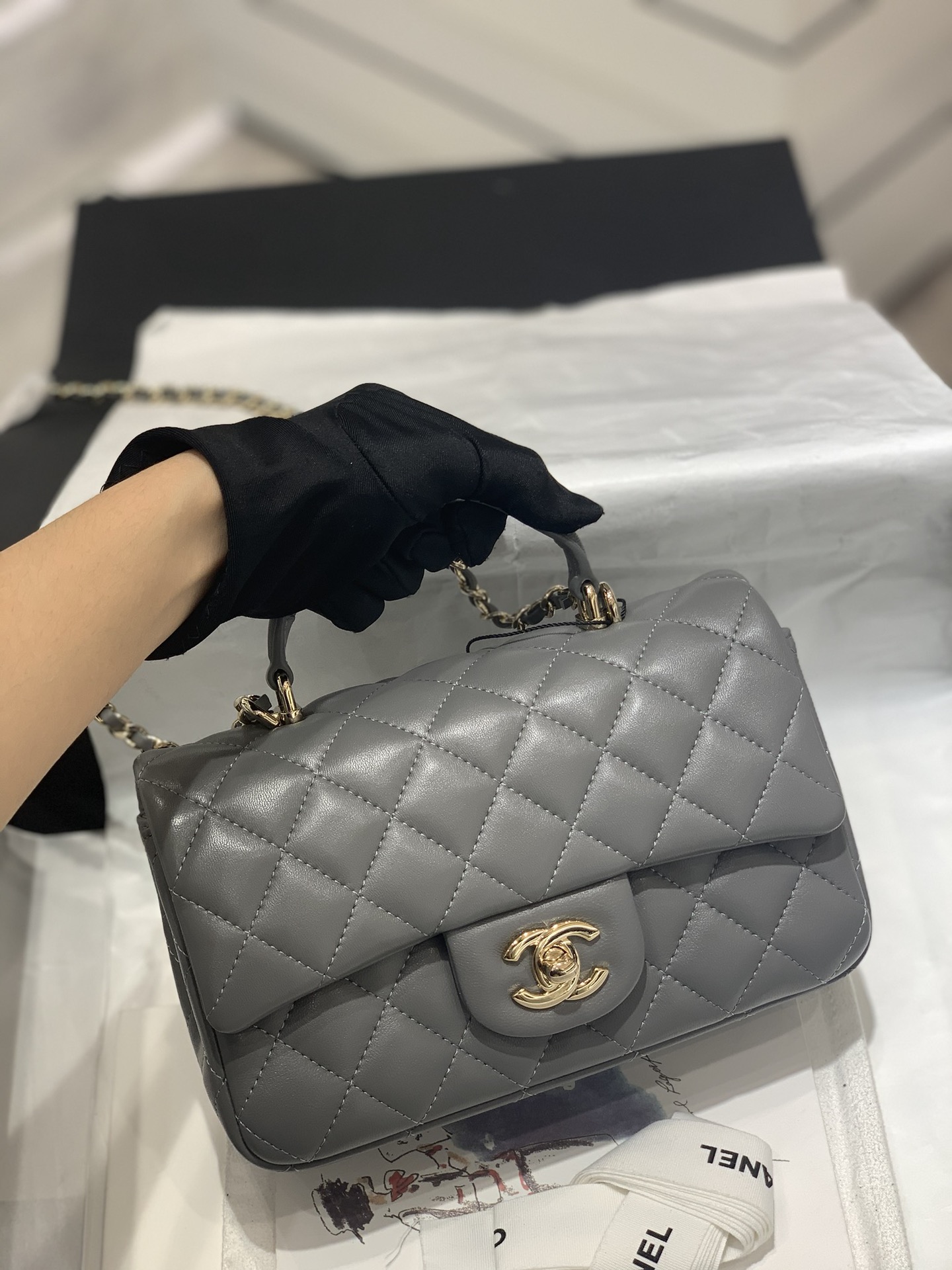 Diamond encrusted Chanel handbag leads Heritage Luxury sale