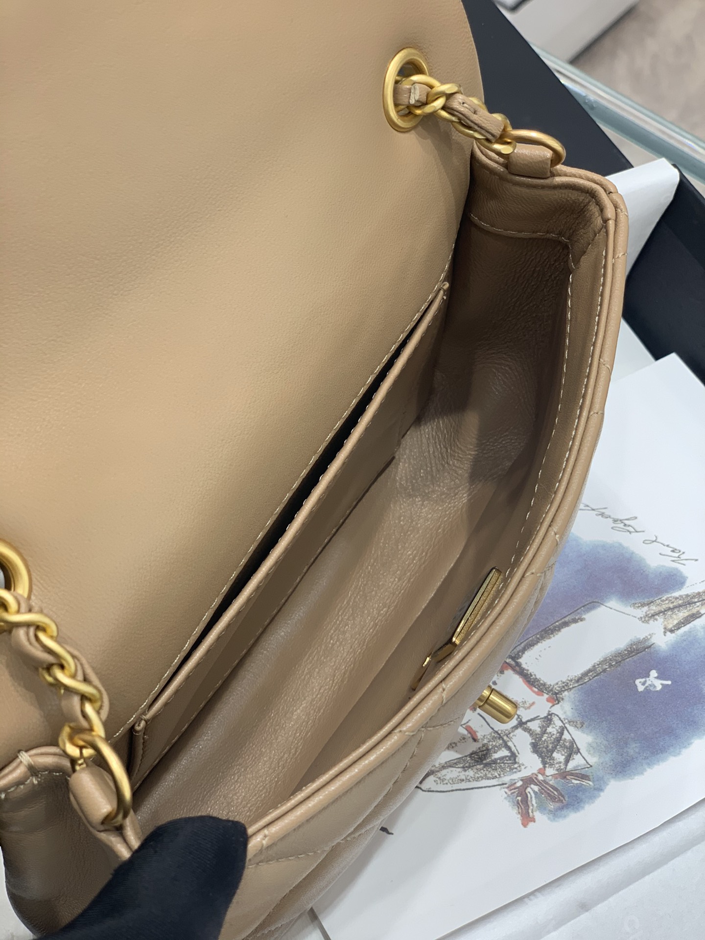 Chanel 上新啦 唯一的限量版 爱心链条mini cf cf经典版型加上爱心吊坠 18cm-广州尚美皮具_原单包包工厂货源 Chanel 上新啦 唯一的限量版 爱心链条mini cf cf经典版型加上爱心吊坠 18cm