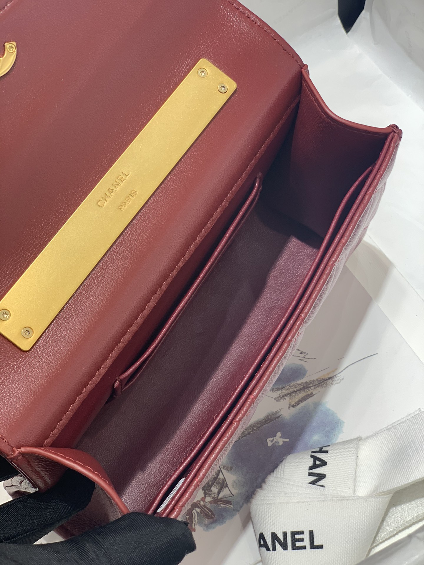 CHANEL 22B珐琅扣手柄包 Kelly 大号 复古金镂空设计 10-18-4.5cm-广州尚美皮具_原单包包工厂货源 CHANEL 22B珐琅扣手柄包 Kelly 大号 复古金镂空设计 10-18-4.5cm