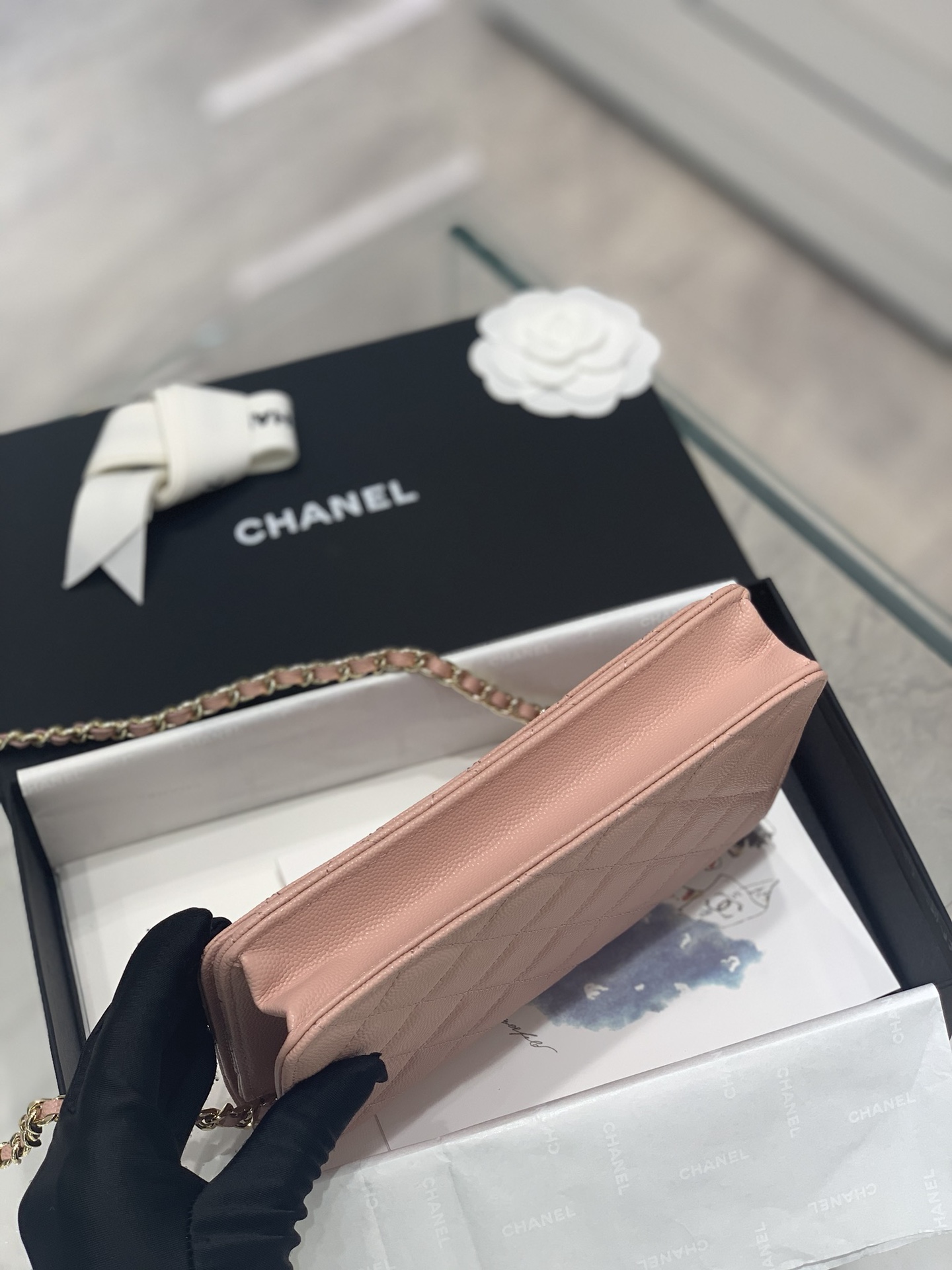 Chanel 最新设计→钻扣Woc发财包 鱼子酱牛皮 搭配水钻 闪亮亮blingbling-广州尚美皮具_原单包包工厂货源 Chanel 最新设计→钻扣Woc发财包 鱼子酱牛皮 搭配水钻 闪亮亮blingbling