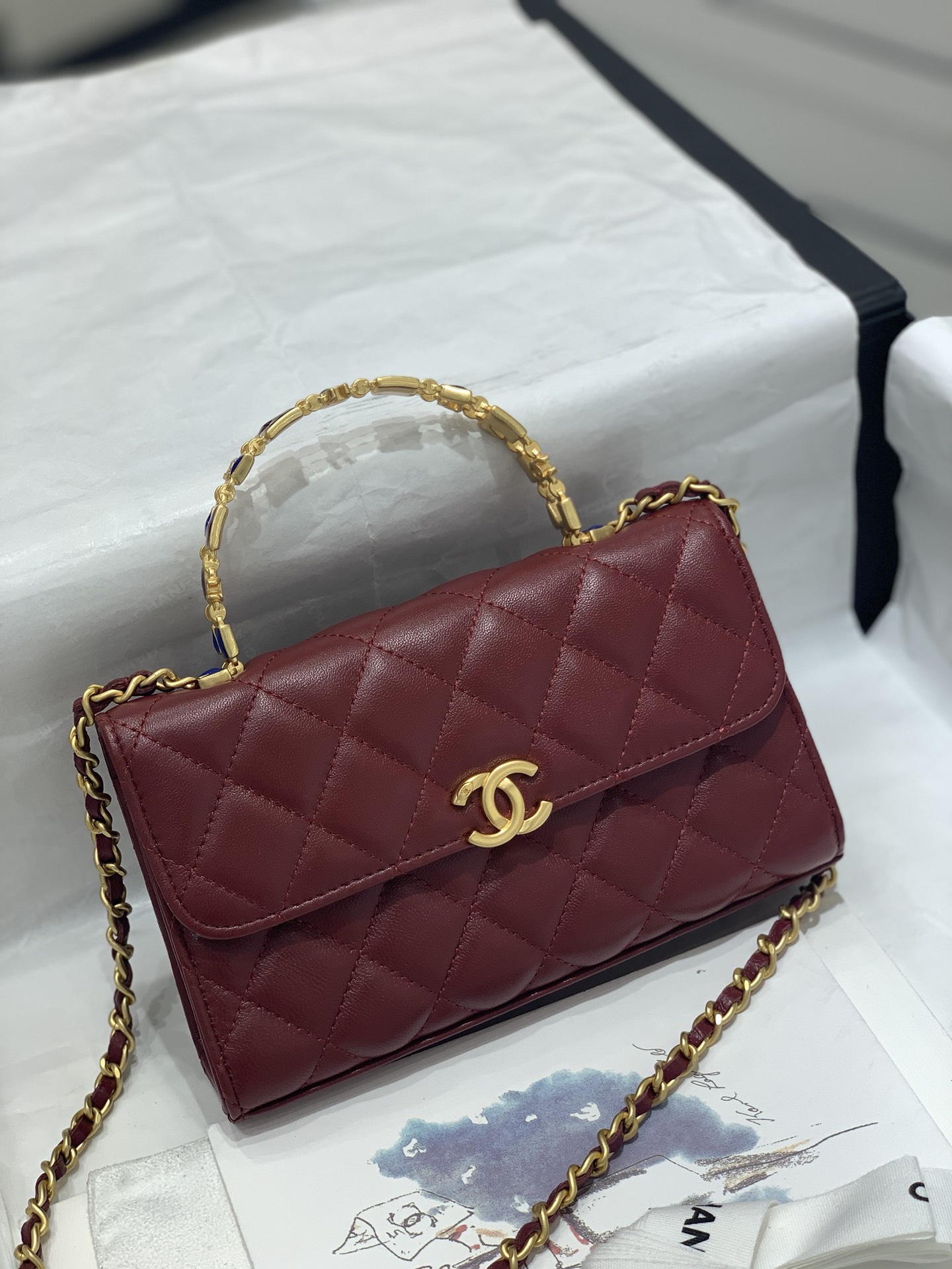 CHANEL 22B珐琅扣手柄包 Kelly 大号 复古金镂空设计 10-18-4.5cm-广州尚美皮具_原单包包工厂货源 CHANEL 22B珐琅扣手柄包 Kelly 大号 复古金镂空设计 10-18-4.5cm