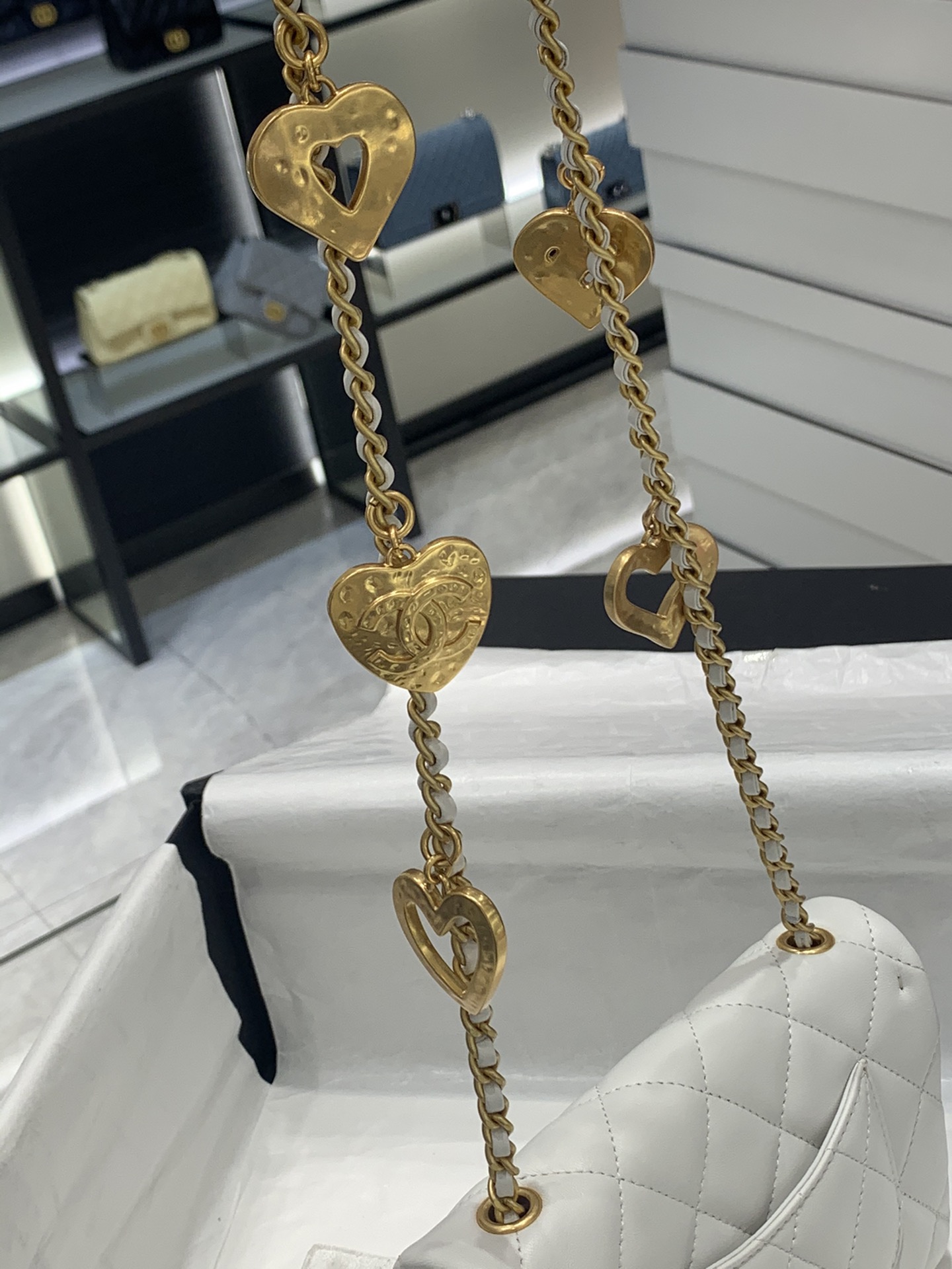 Chanel 上新啦 唯一的限量版 爱心链条mini cf cf经典版型加上爱心吊坠 18cm-广州尚美皮具_原单包包工厂货源 Chanel 上新啦 唯一的限量版 爱心链条mini cf cf经典版型加上爱心吊坠 18cm
